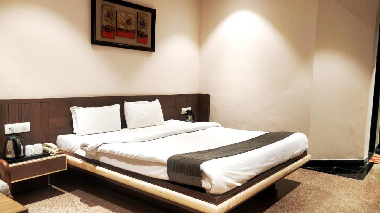 Hotel Mount Regency Abu Zewnętrze zdjęcie