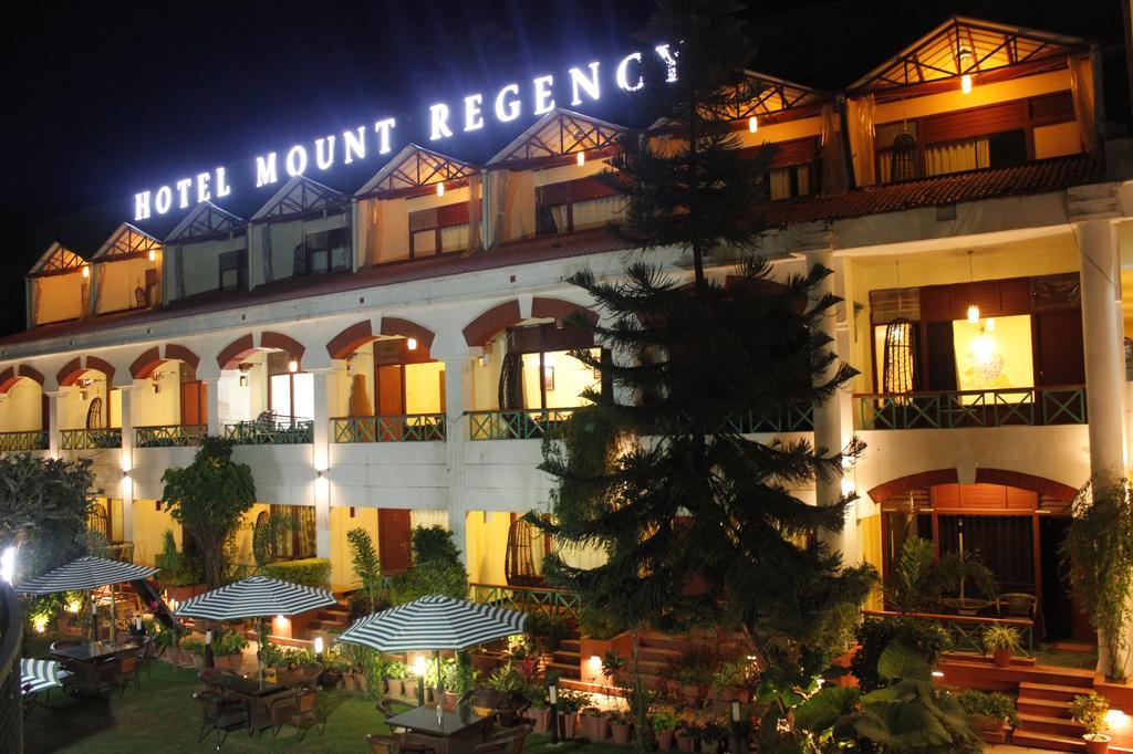 Hotel Mount Regency Abu Zewnętrze zdjęcie
