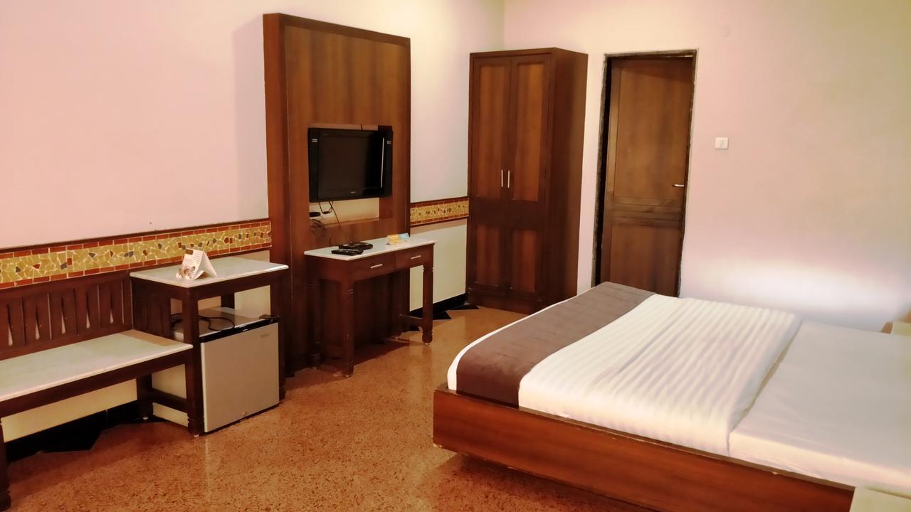 Hotel Mount Regency Abu Zewnętrze zdjęcie