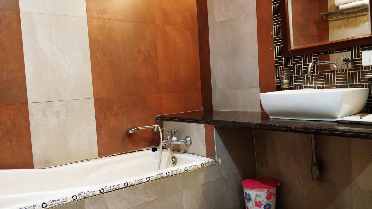 Hotel Mount Regency Abu Zewnętrze zdjęcie