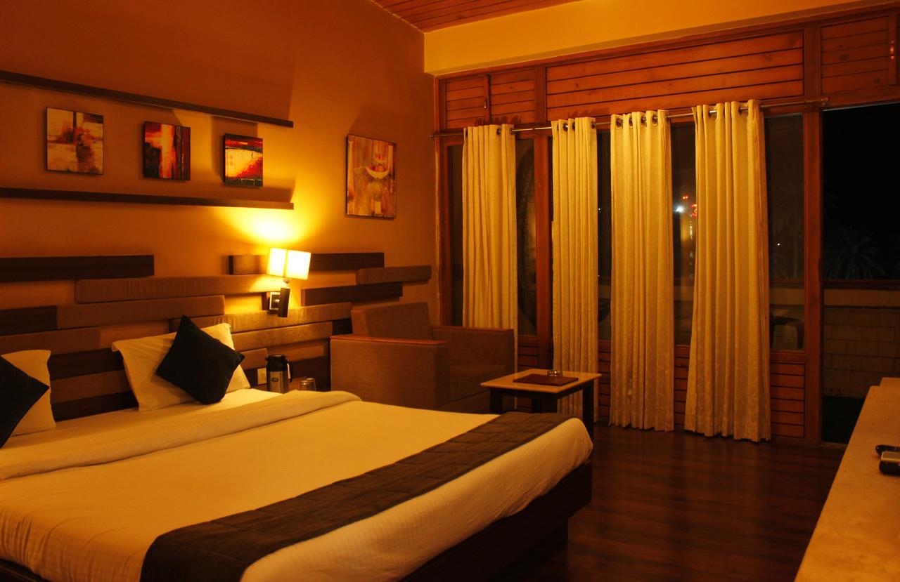 Hotel Mount Regency Abu Zewnętrze zdjęcie