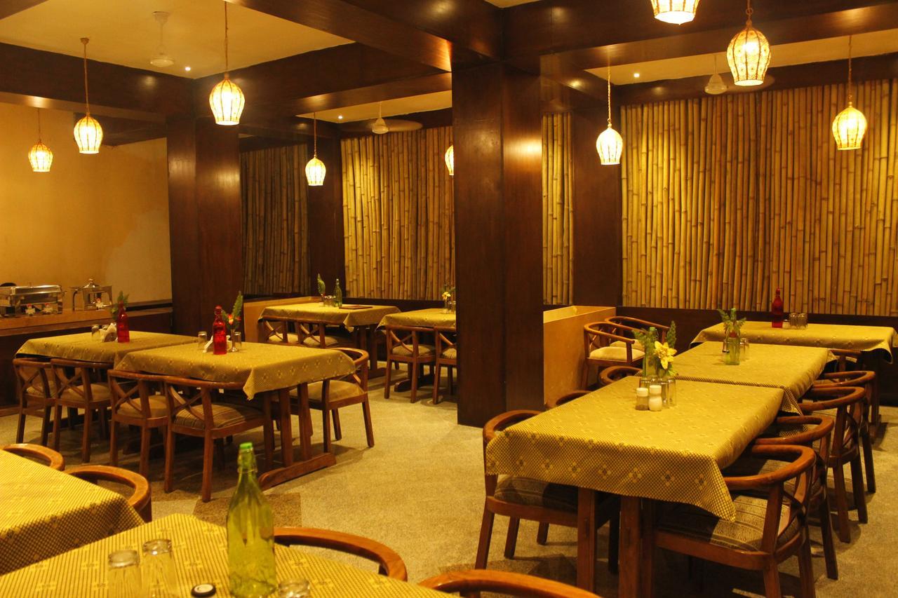 Hotel Mount Regency Abu Zewnętrze zdjęcie
