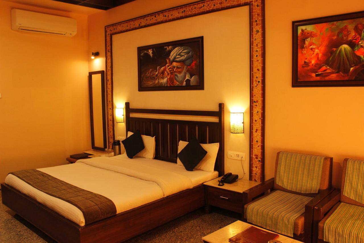 Hotel Mount Regency Abu Zewnętrze zdjęcie