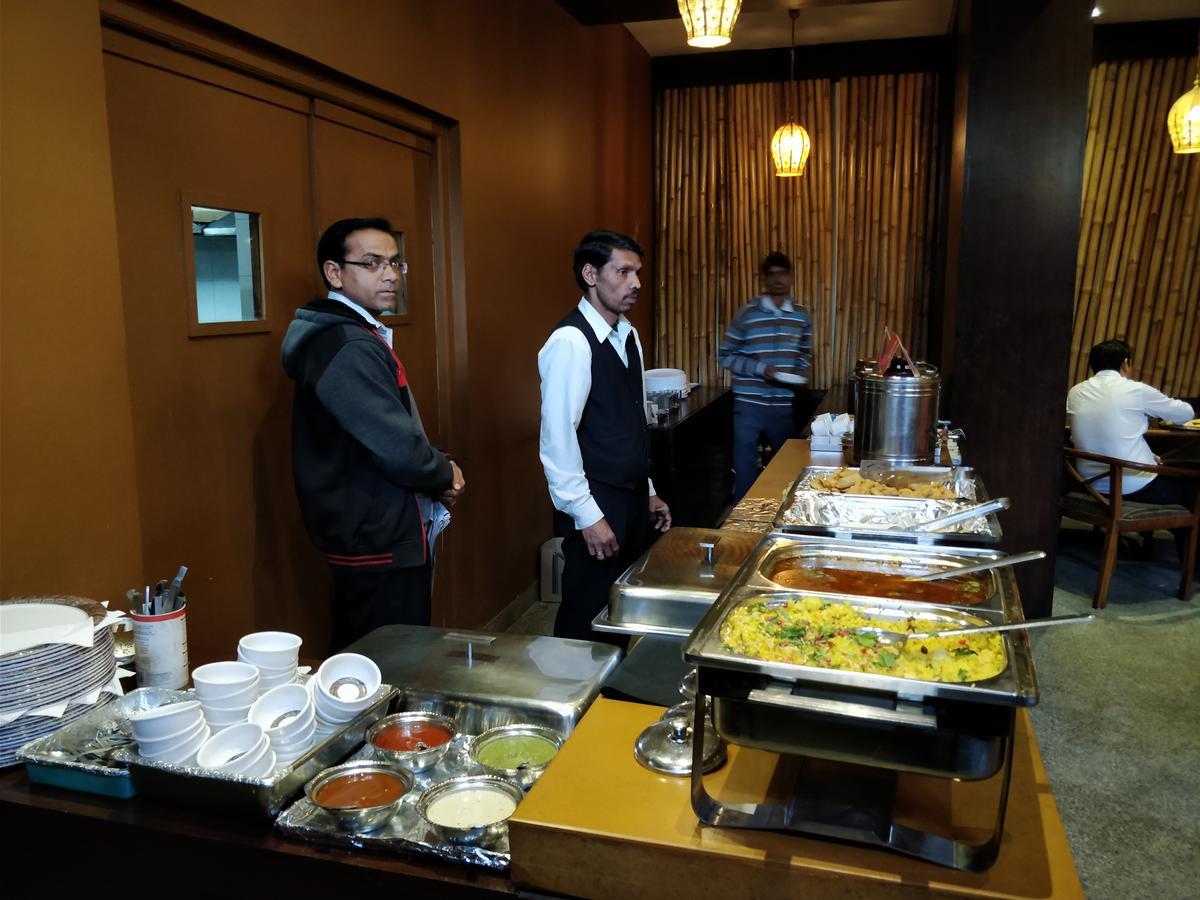 Hotel Mount Regency Abu Zewnętrze zdjęcie