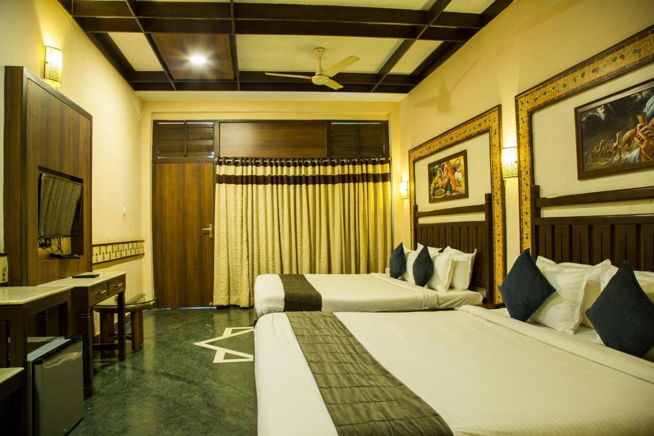 Hotel Mount Regency Abu Zewnętrze zdjęcie